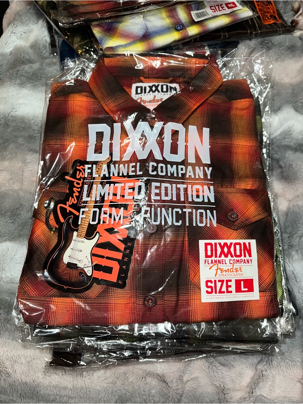 DIXXON Fender Stratocaster flannel